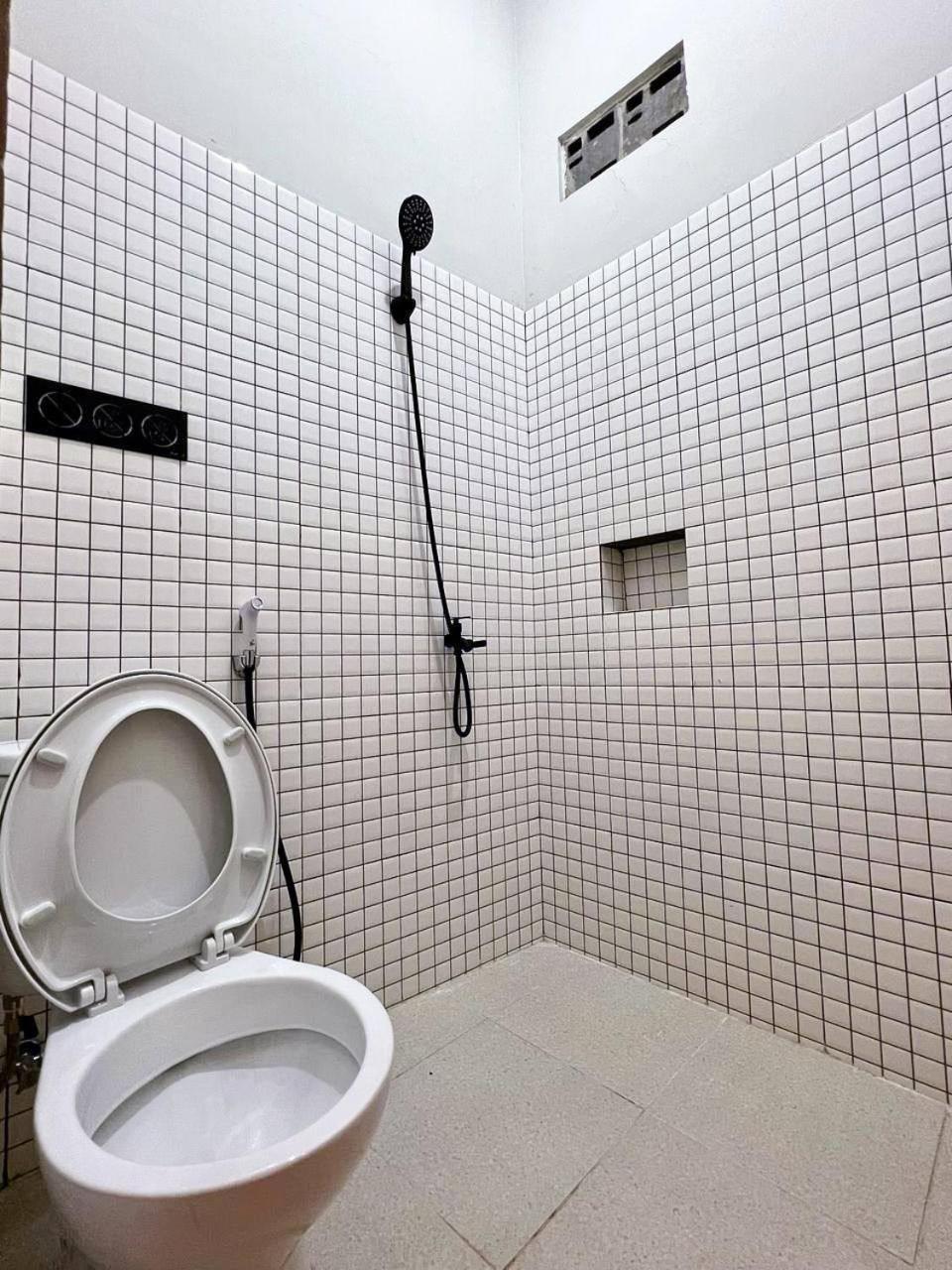 Ap Living Grand Kamala Lagoon Bekasi Kültér fotó